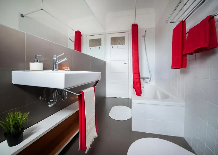 Graca - Castle | Cheese & Wine Lisboa