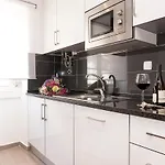 Graca - Castle | Cheese & Wine Apartment *