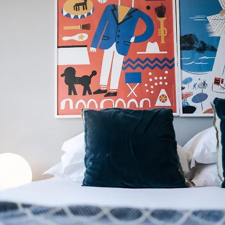 Graca - Castle | Cheese & Wine